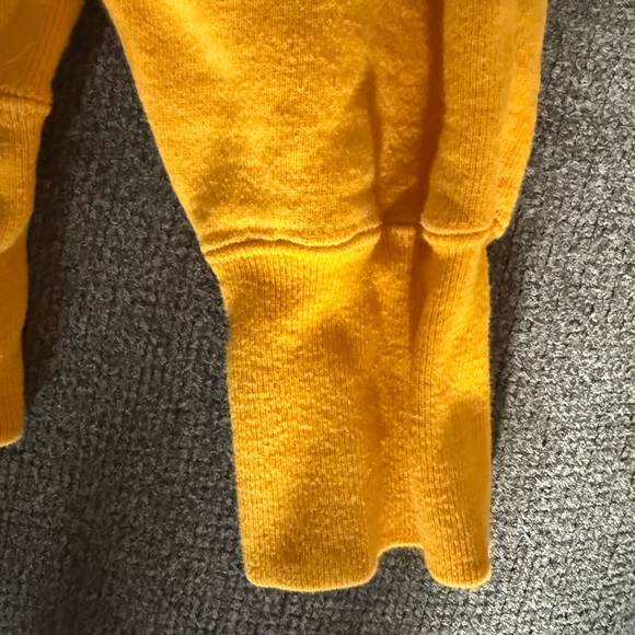 Champion Vintage Yellow Iowa State Sweatshirt - Picture 3 of 4